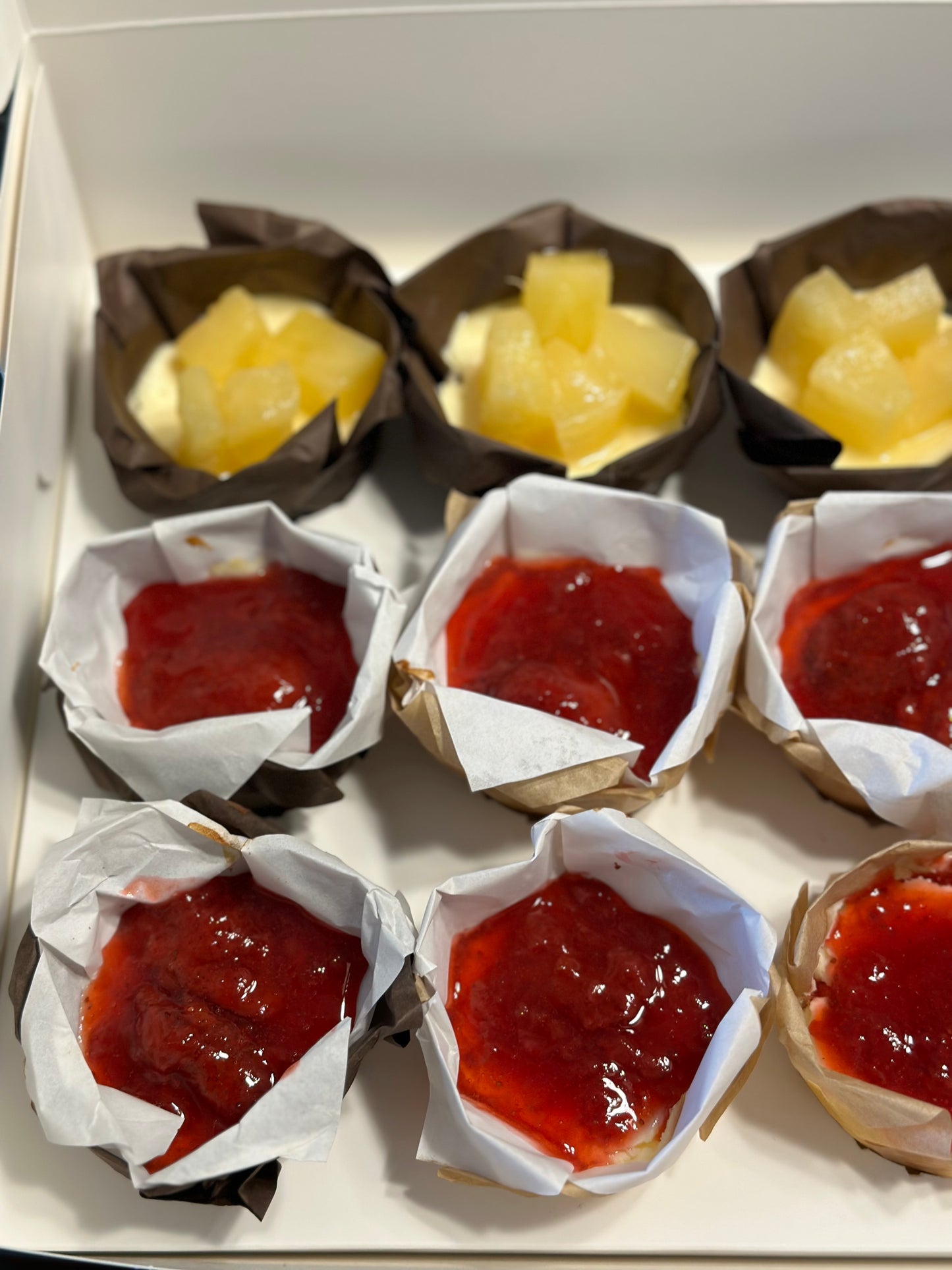 Dainty Bites 12 Pack Mini Cheesecakes