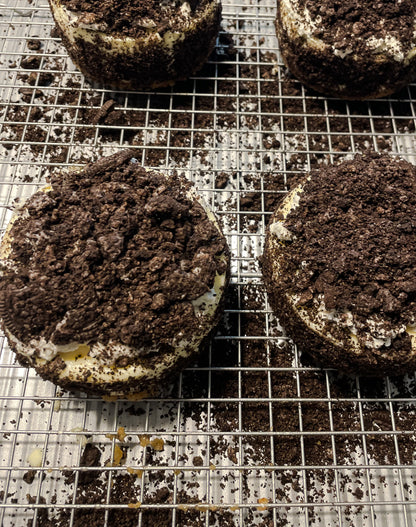 Oreo Cookies and Cream Cheesecake