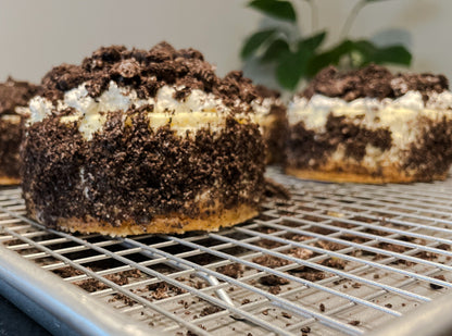 Oreo Cookies and Cream Cheesecake
