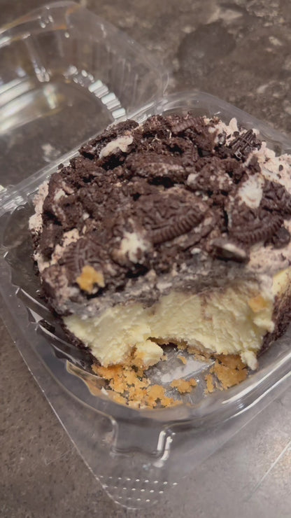 Oreo Cookies and Cream Cheesecake